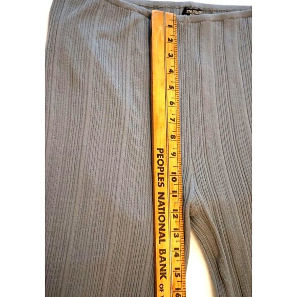 PrettyLittleThing Rib Knit Flared Pants Petite Soft Girl Indie Streetwear - Picture 6 of 6